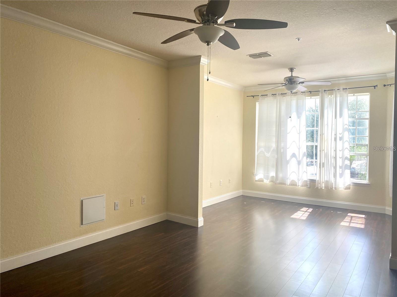 3325 S KIRKMAN ROAD 423