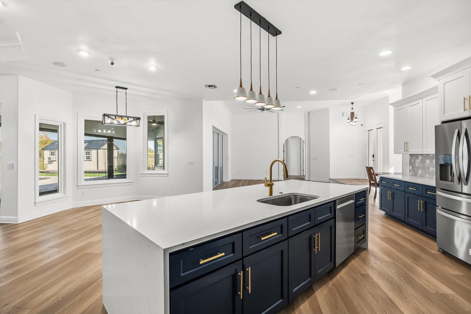 AVALON ESTATES - Residential