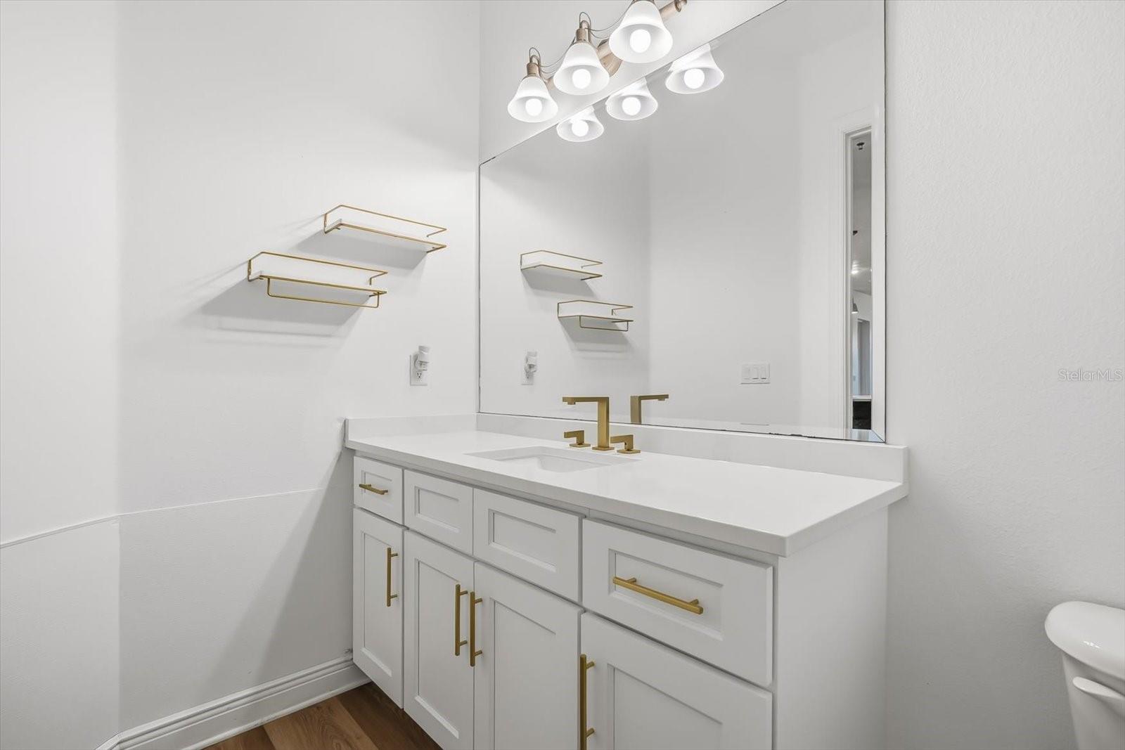 AVALON ESTATES - Residential