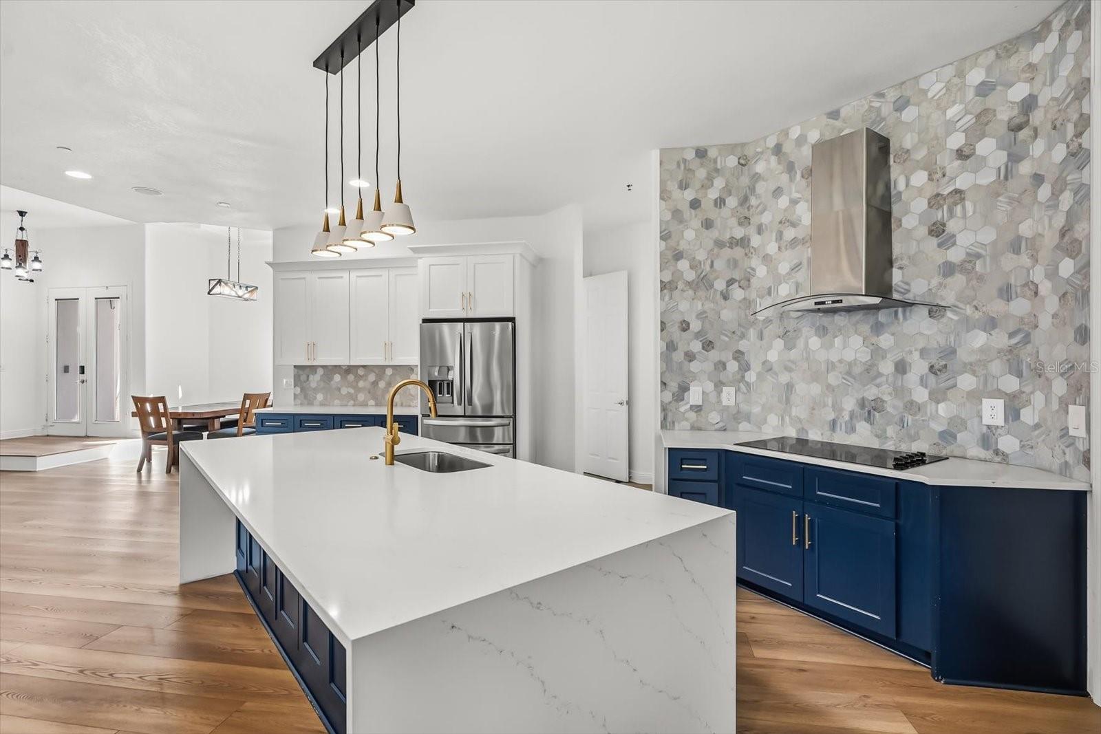 AVALON ESTATES - Residential