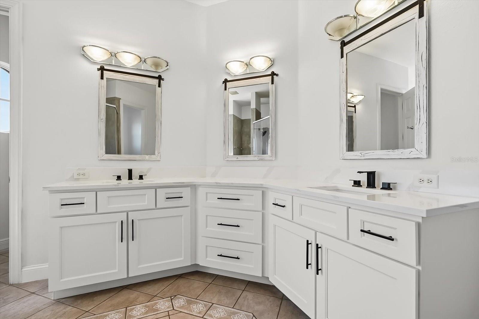 AVALON ESTATES - Residential