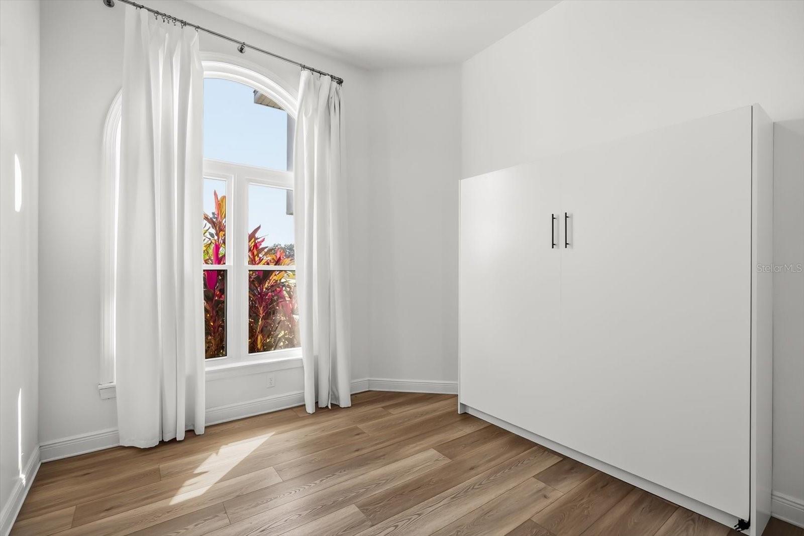 AVALON ESTATES - Residential