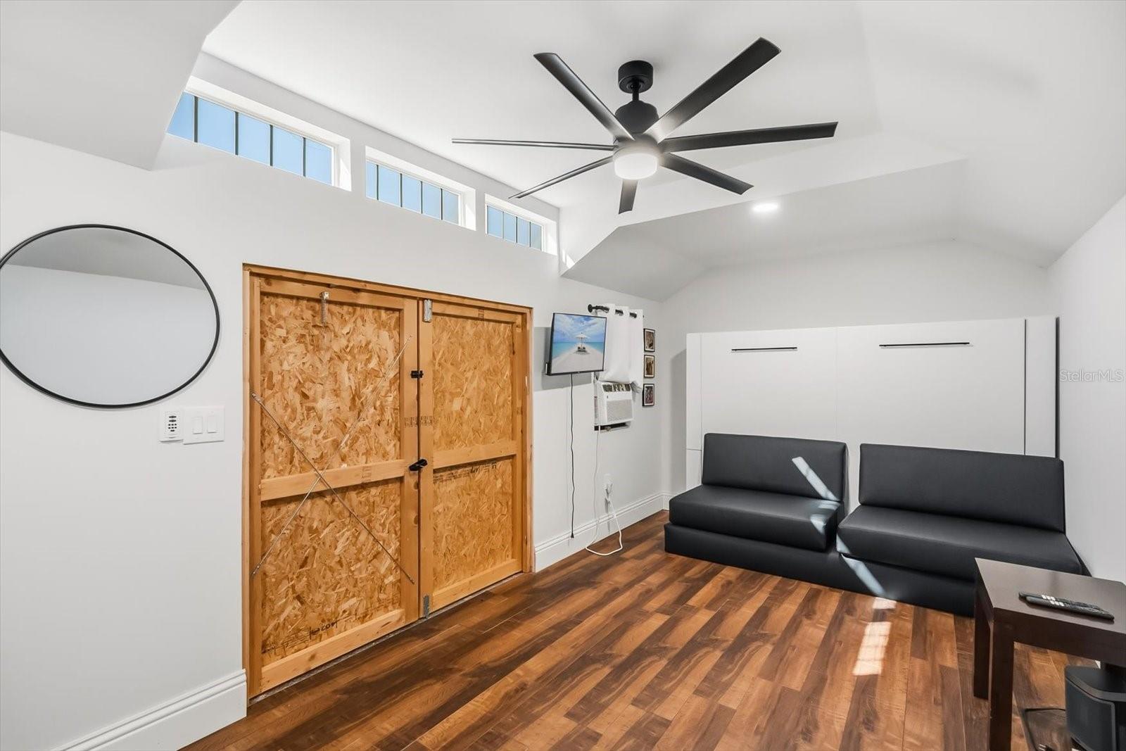 AVALON ESTATES - Residential