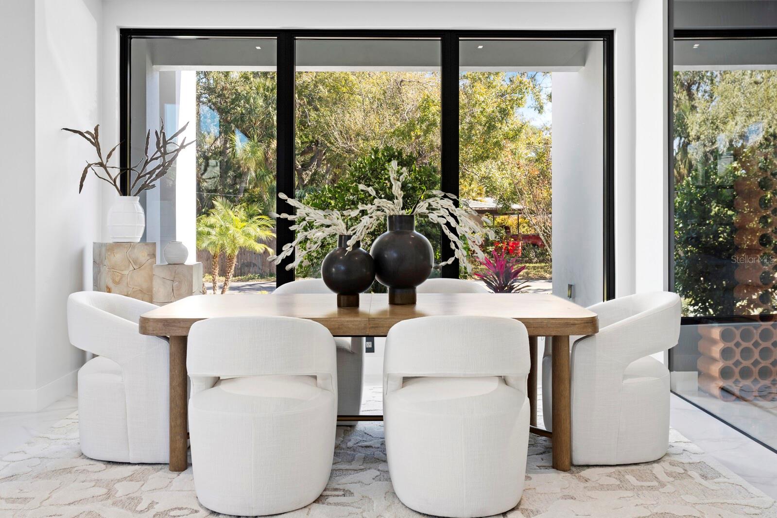 LA LINDA TERRACE - Residential