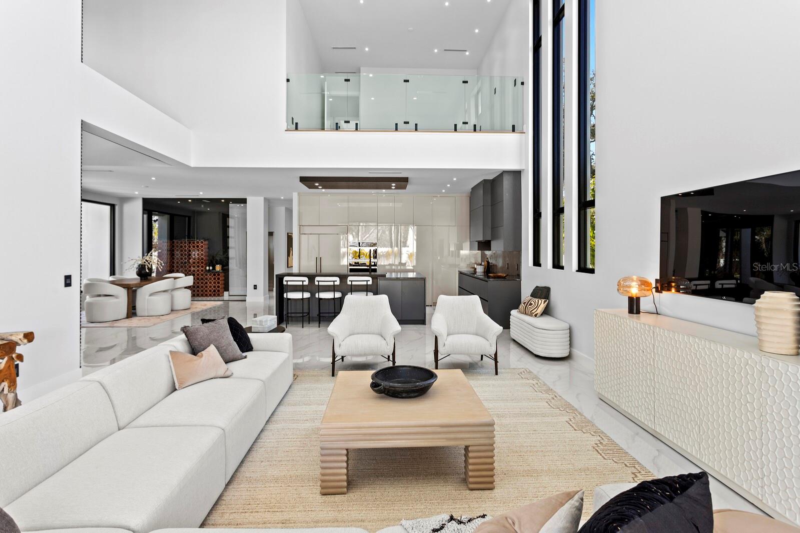 LA LINDA TERRACE - Residential