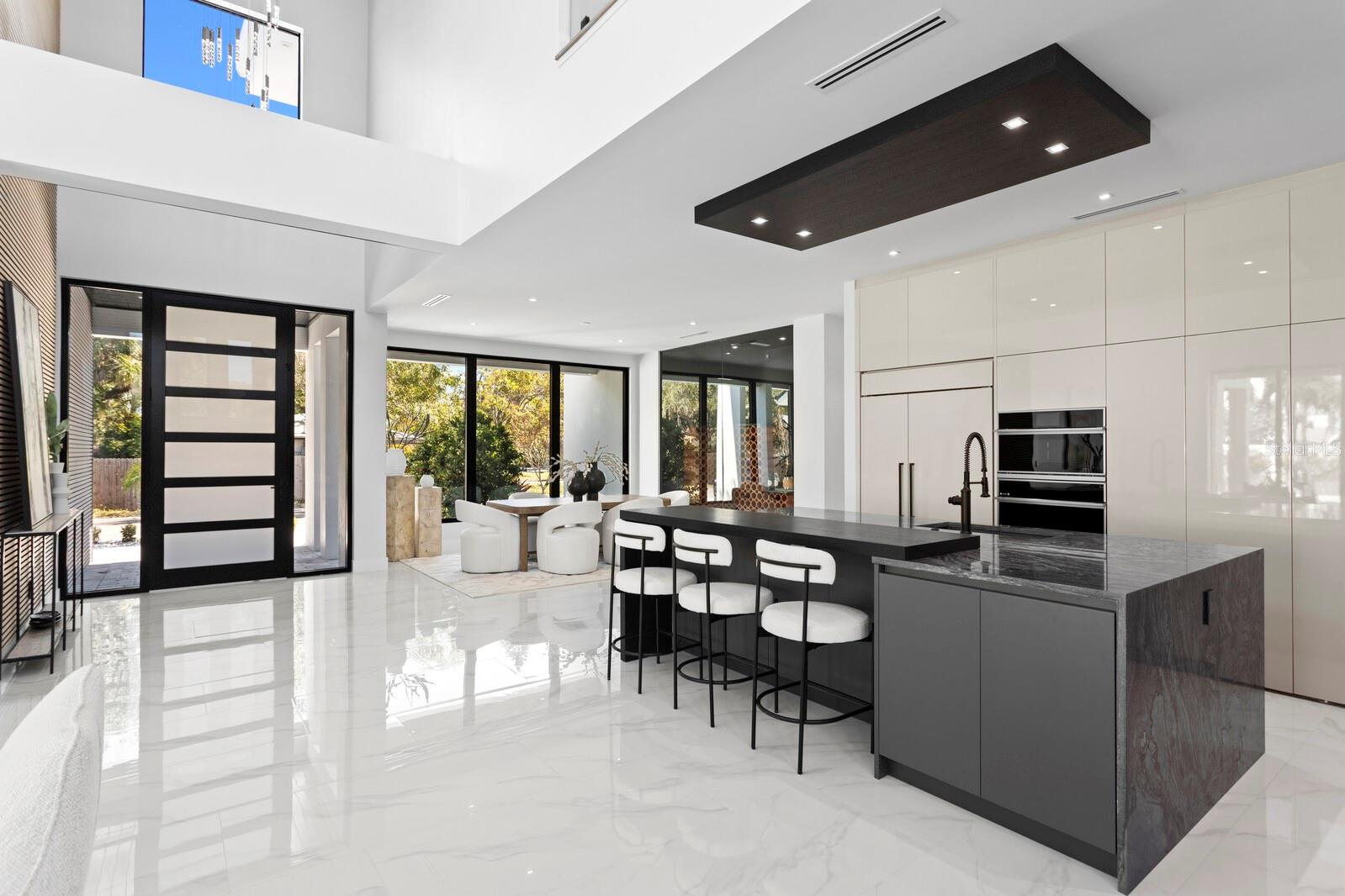 LA LINDA TERRACE - Residential