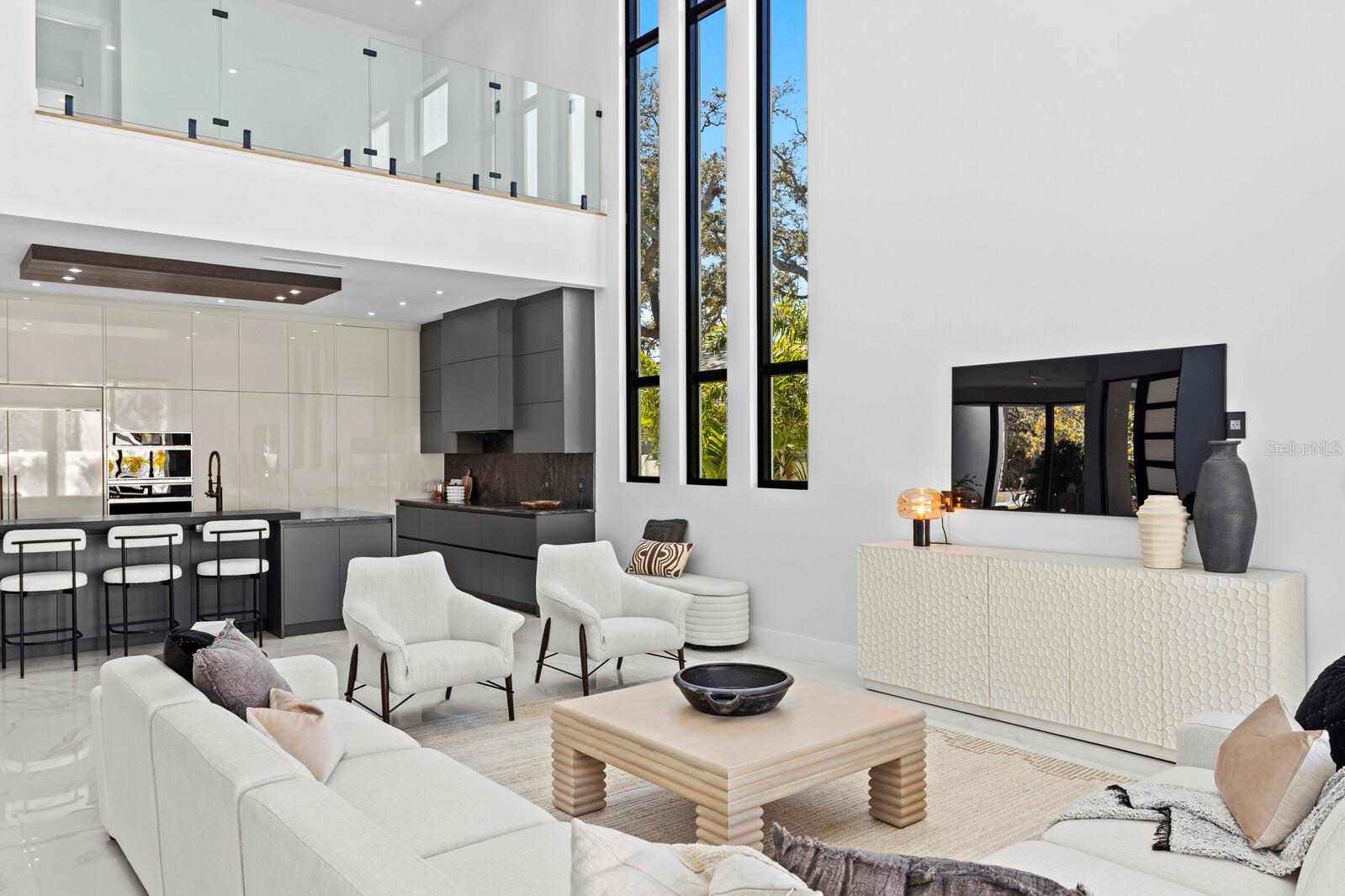 LA LINDA TERRACE - Residential