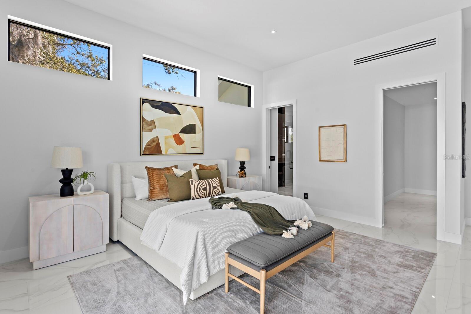 LA LINDA TERRACE - Residential