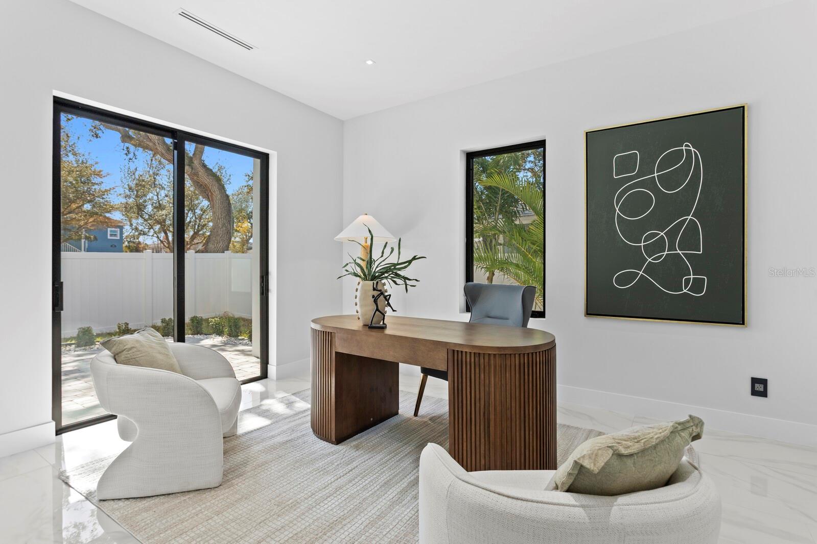 LA LINDA TERRACE - Residential