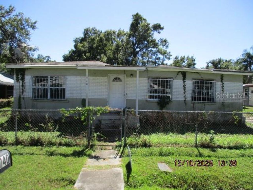 Photo of 1740 W Powhatan Avenue, Tampa, FL 33603 (MLS # W7879822)