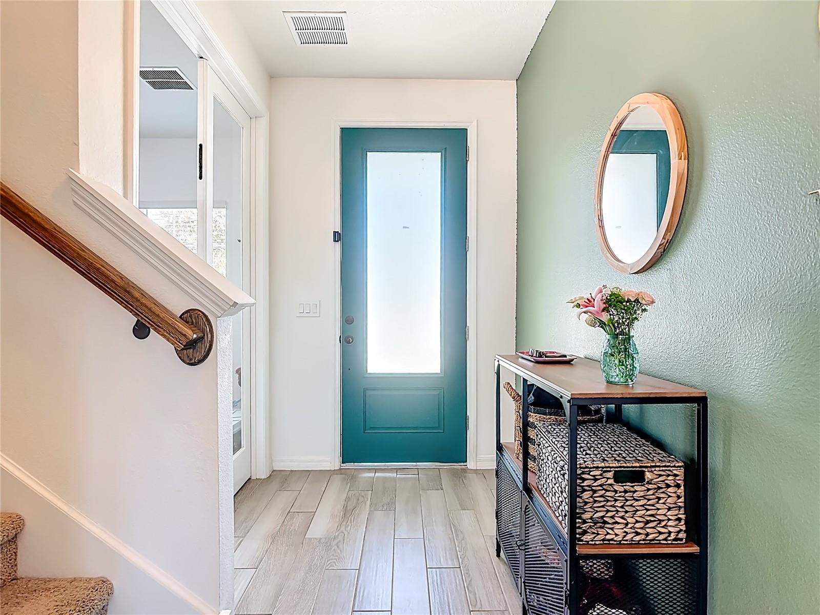 LINCOLN OAKS - Residential