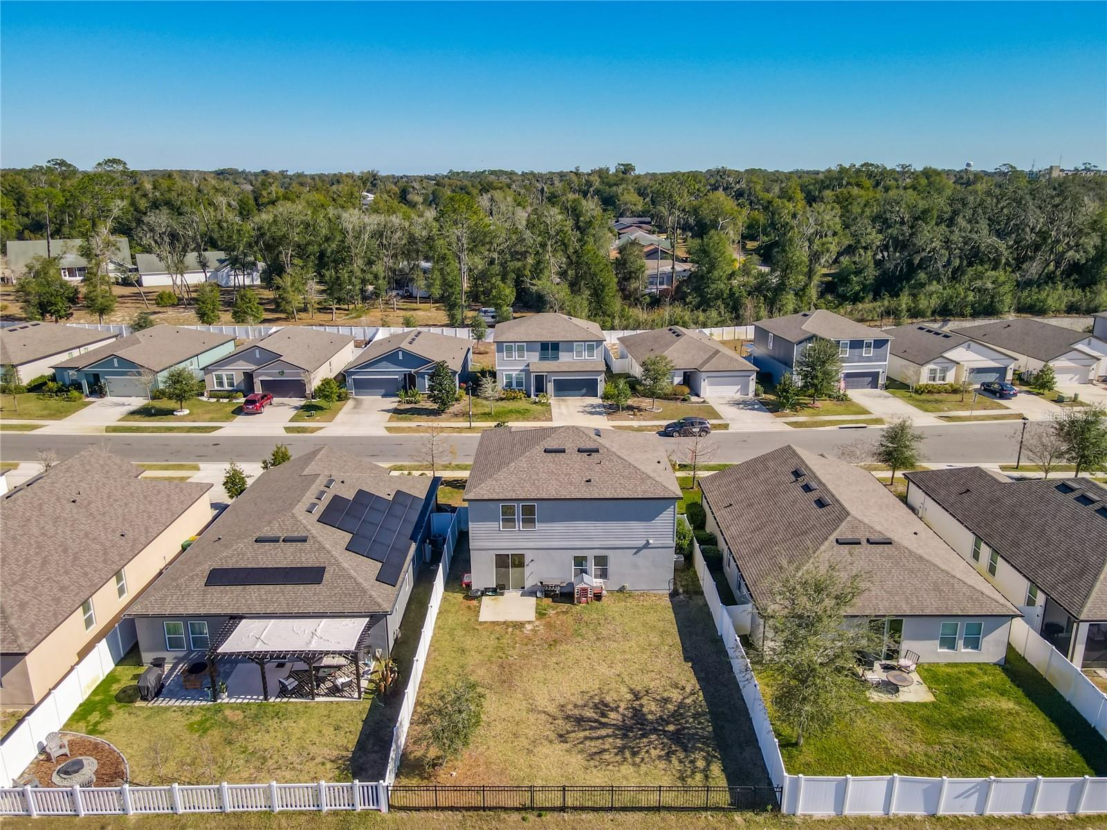 LINCOLN OAKS - Residential