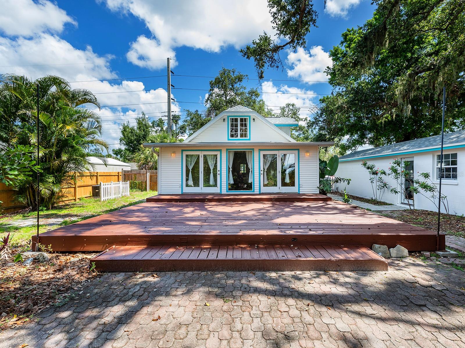 CLIFFORDS SUB - Residential