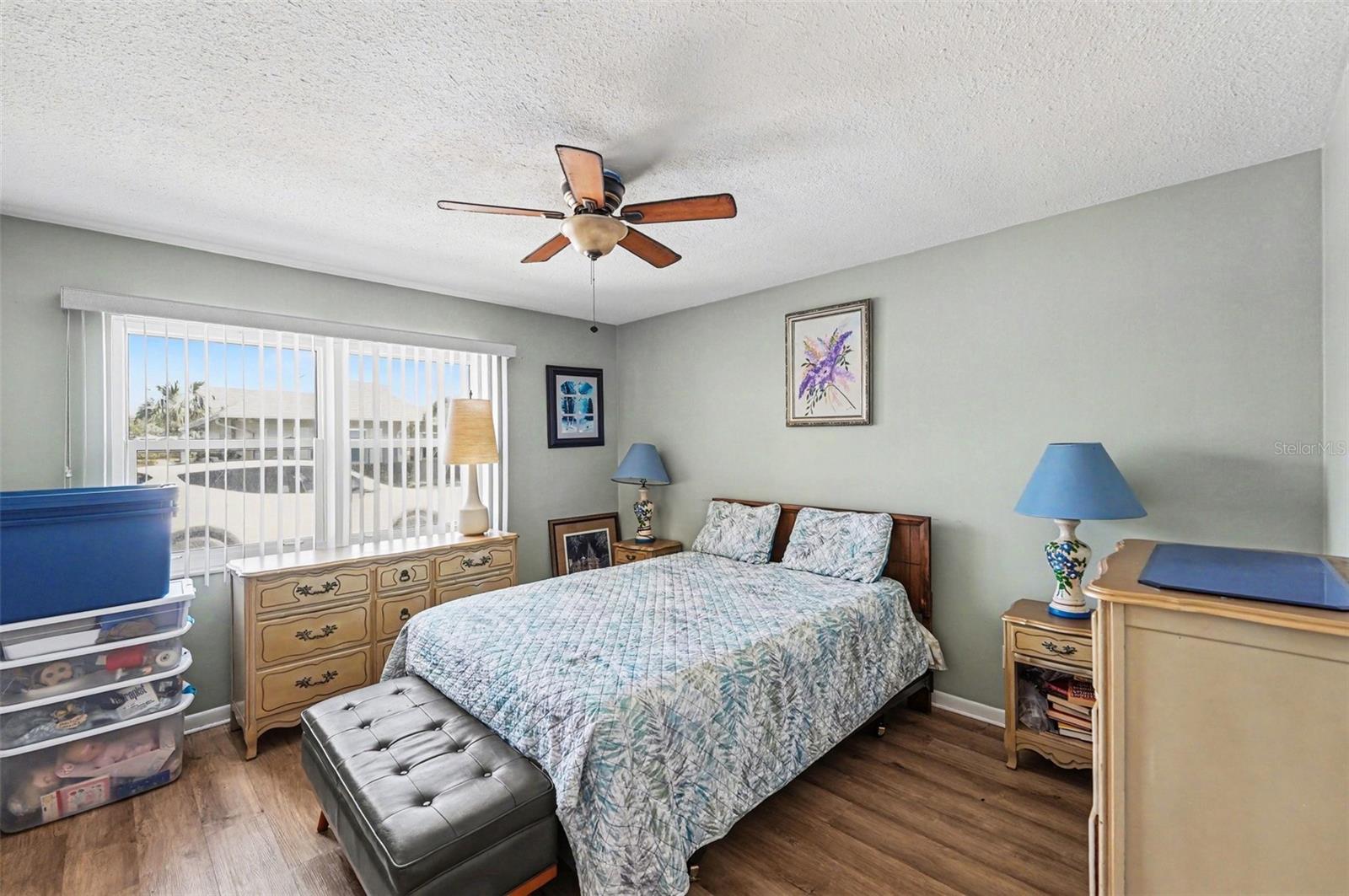 SEMINOLE-ON-THE-GREEN VILLAS - Residential