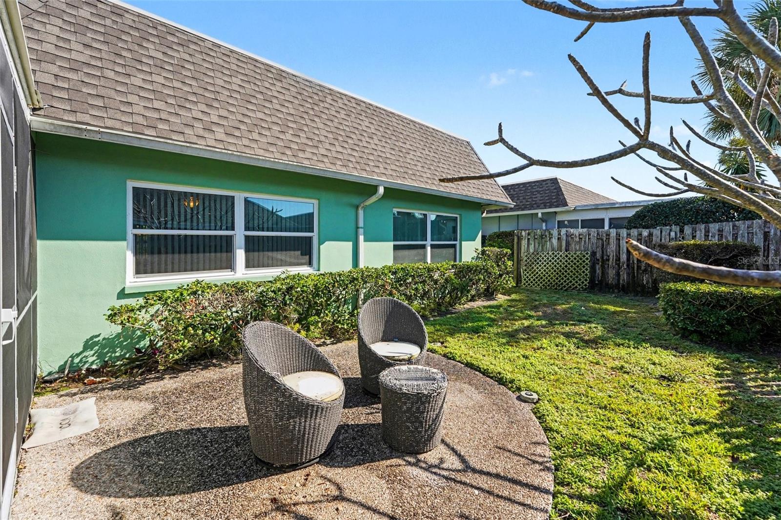 SEMINOLE-ON-THE-GREEN VILLAS - Residential