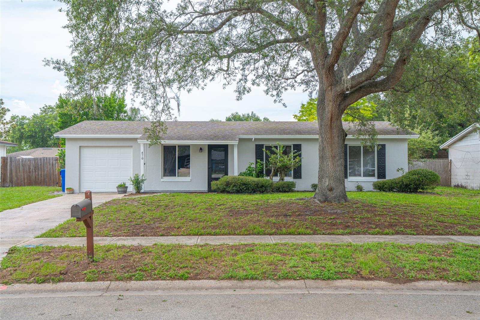 470 MEADOW SWEET COURT
