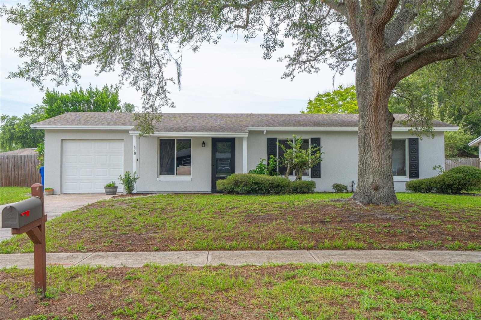 470 MEADOW SWEET COURT