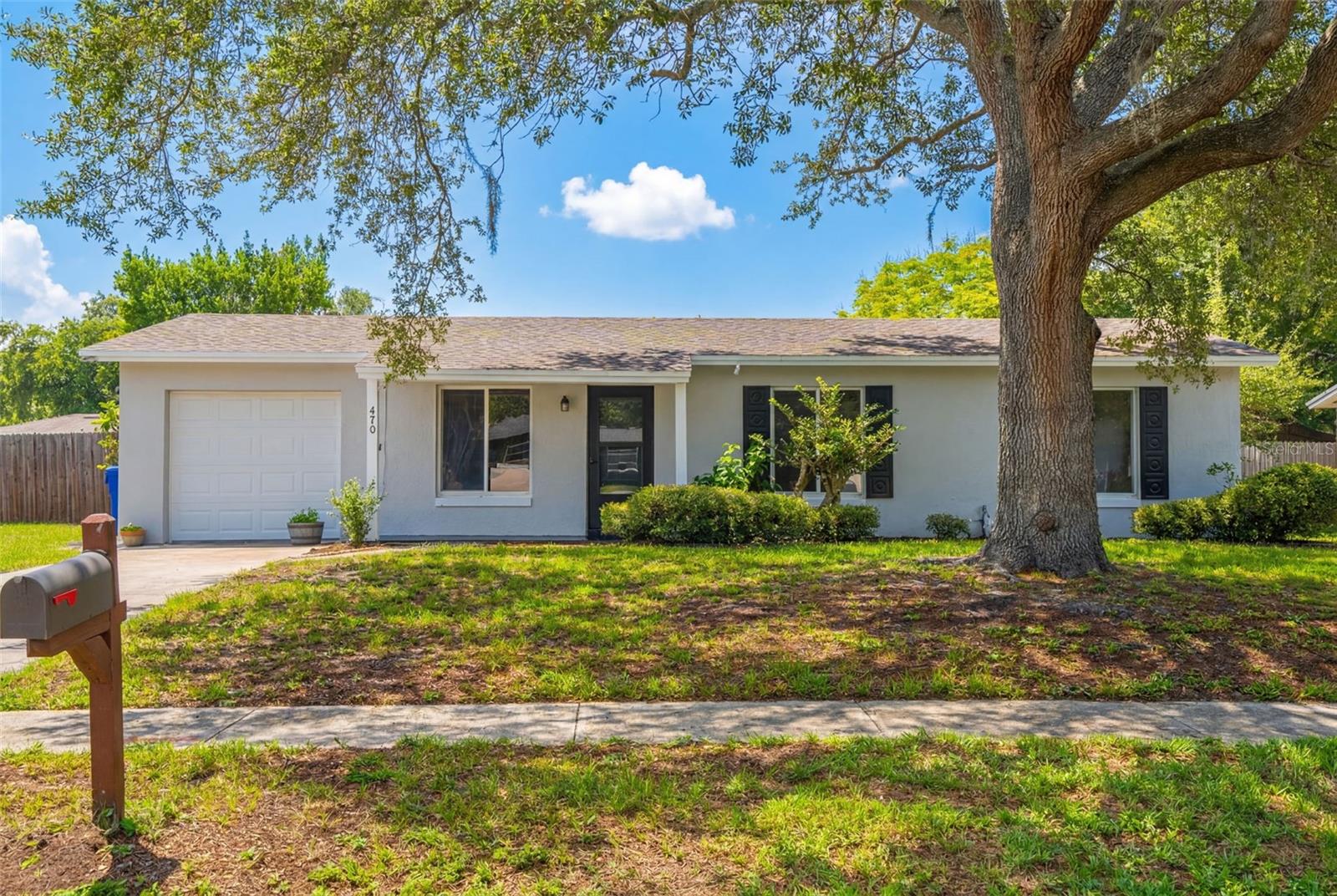 470 MEADOW SWEET COURT