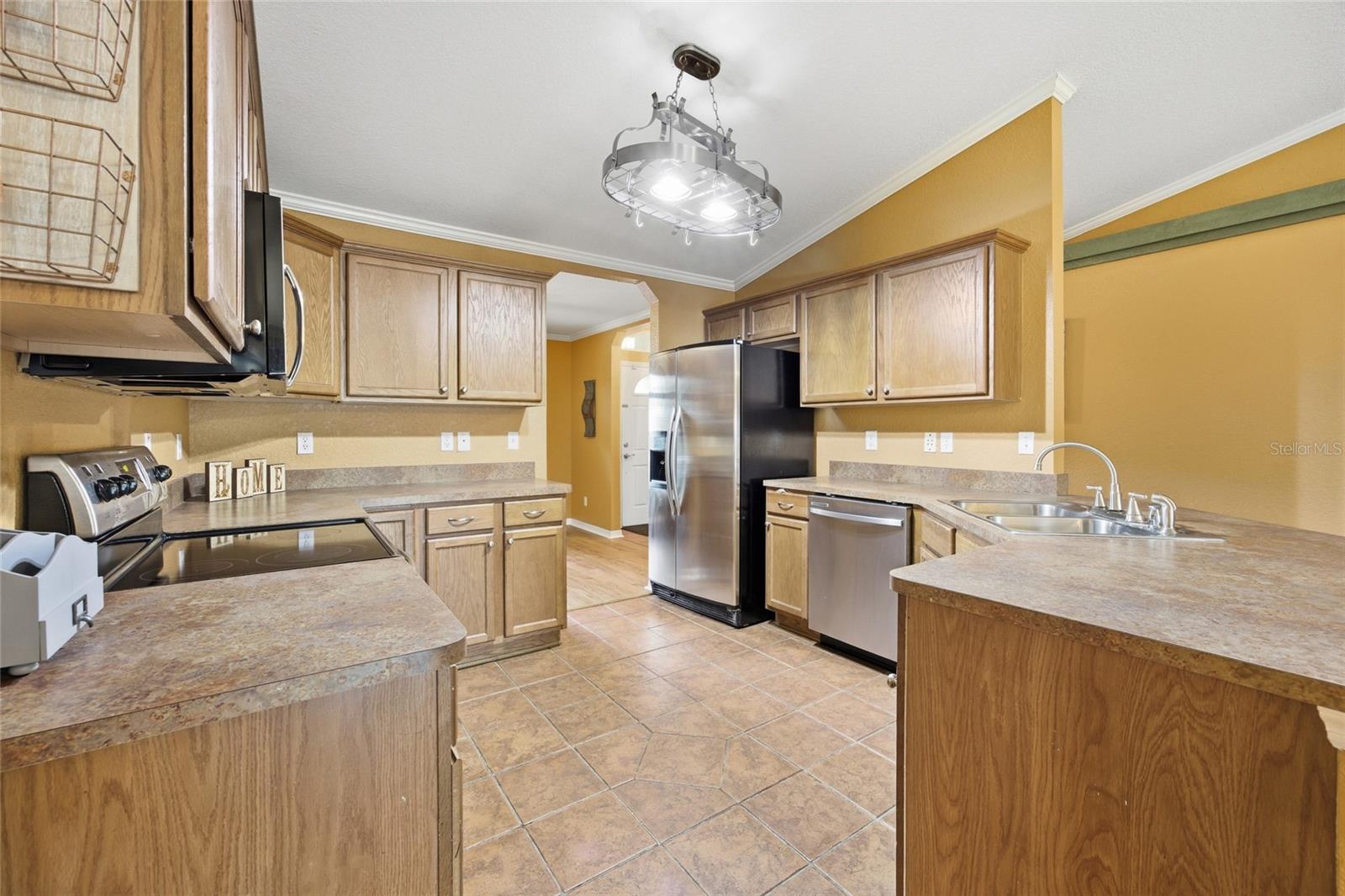 BELLEVIEW HEIGHTS ESTATE - Residential