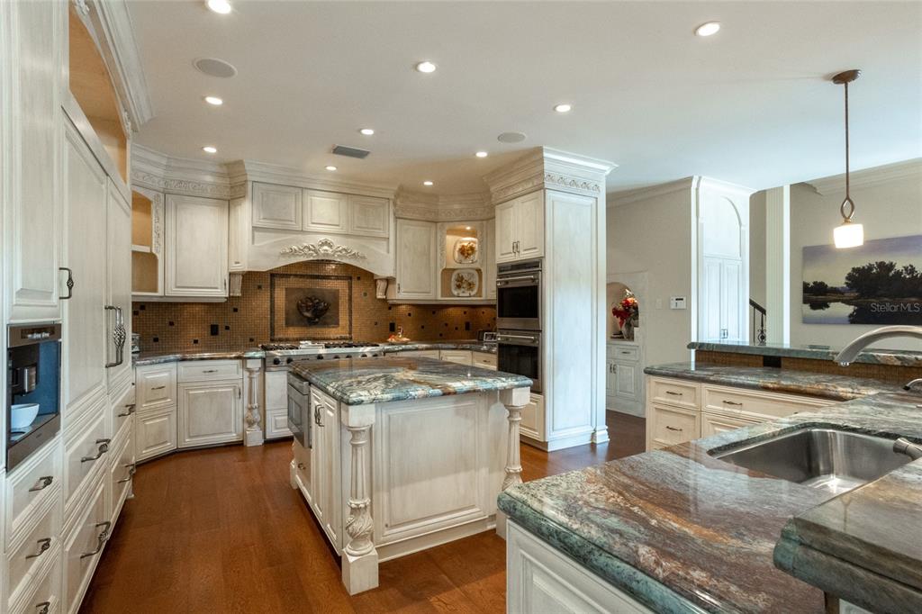 BAYOU CLUB ESTATES TR 4 - Residential