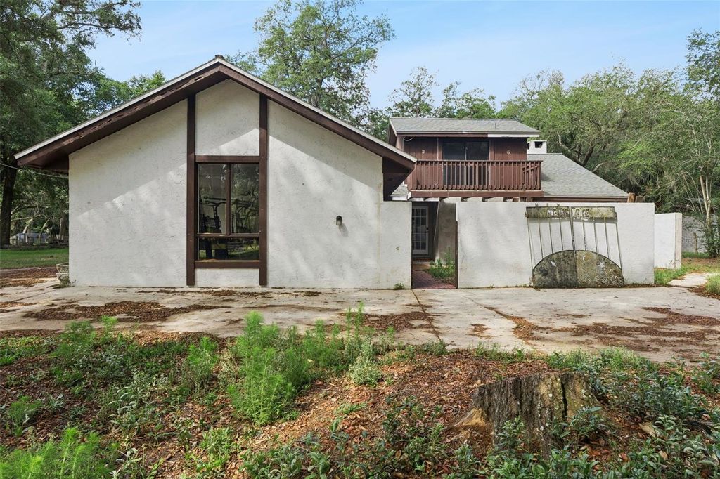 Photo of 1142 Buckles Road, Pierson, FL 32180 (MLS # V4948959)
