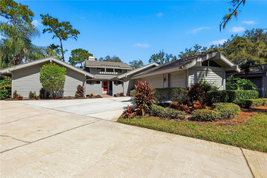 Photo of 5355 Cobblestone Court, Wesley Chapel, FL 33543 (MLS # TB8407739)