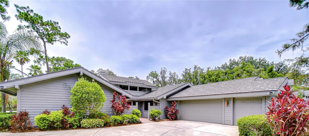 Photo of 5355 Cobblestone Court, Wesley Chapel, FL 33543 (MLS # TB8407739)