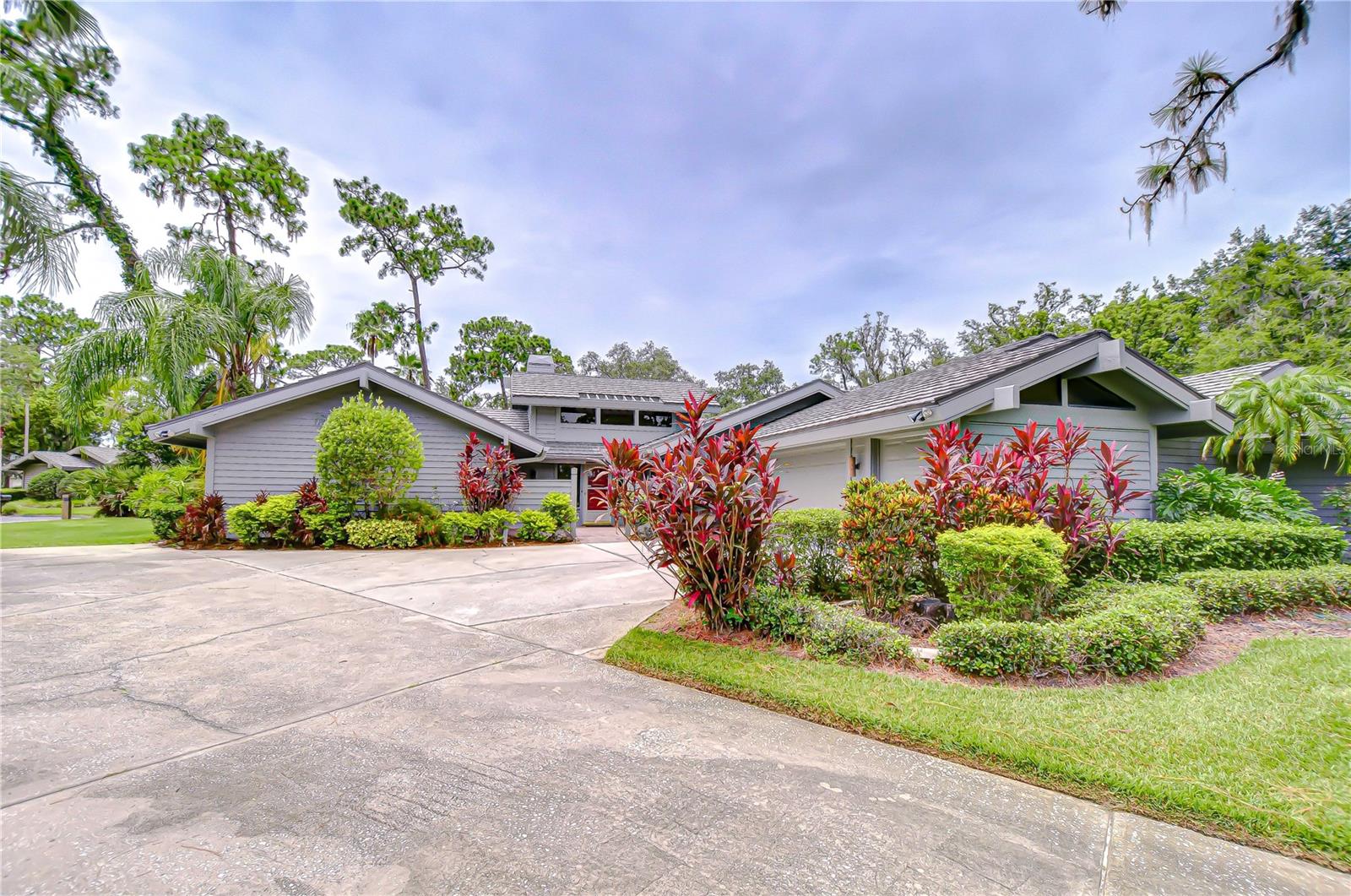 5355 COBBLESTONE COURT