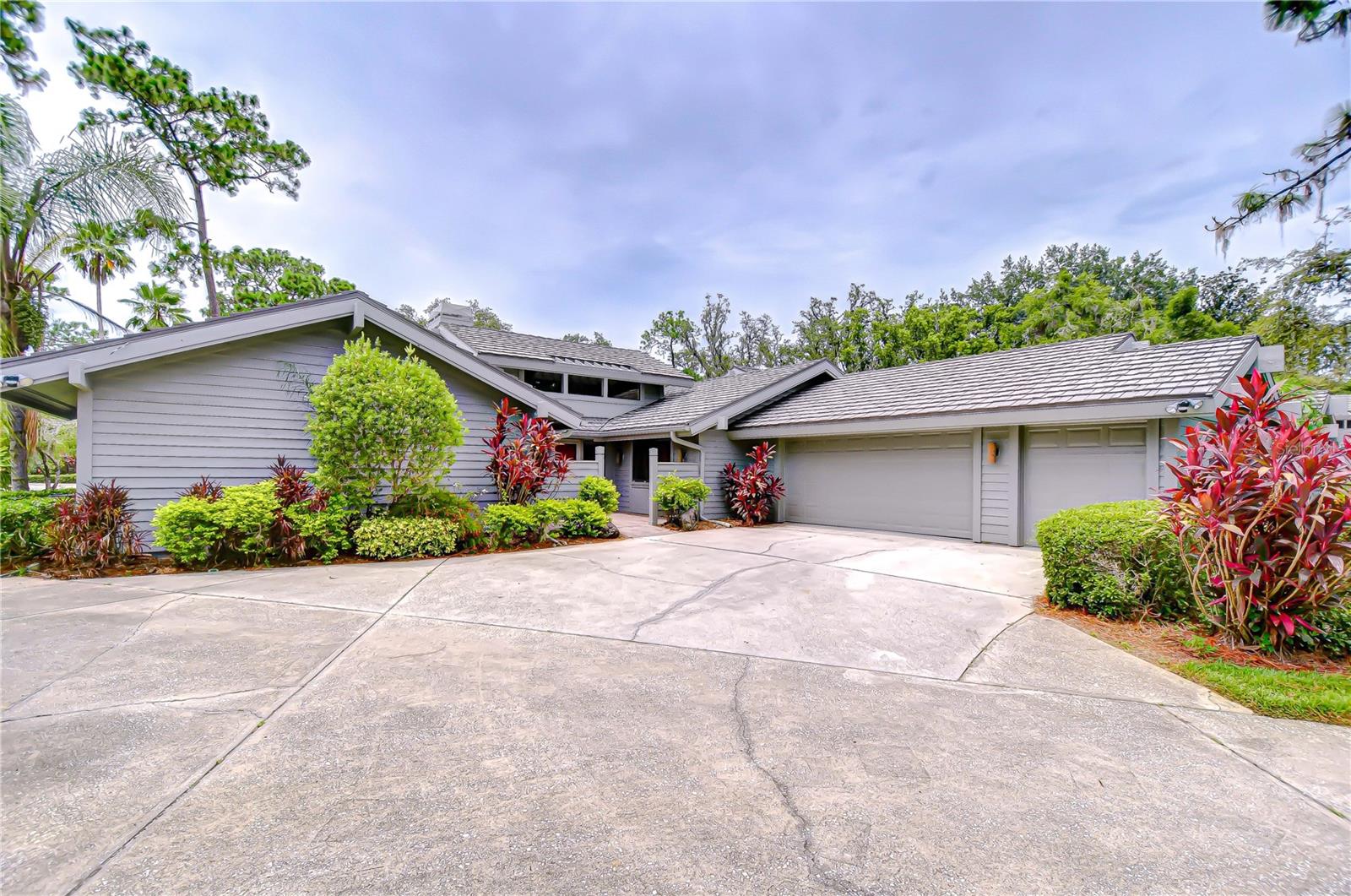 5355 COBBLESTONE COURT