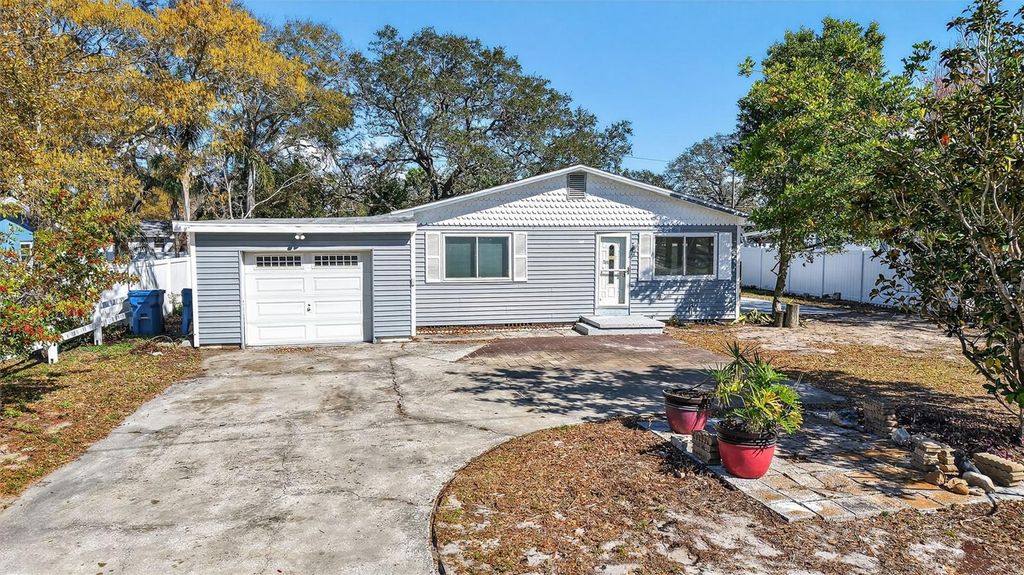 Photo of 1623 S Prescott Avenue, Clearwater, FL 33756 (MLS # TB8482982)