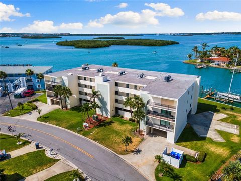 12525 3RD STREET E 303 TREASURE ISLAND FL 33706