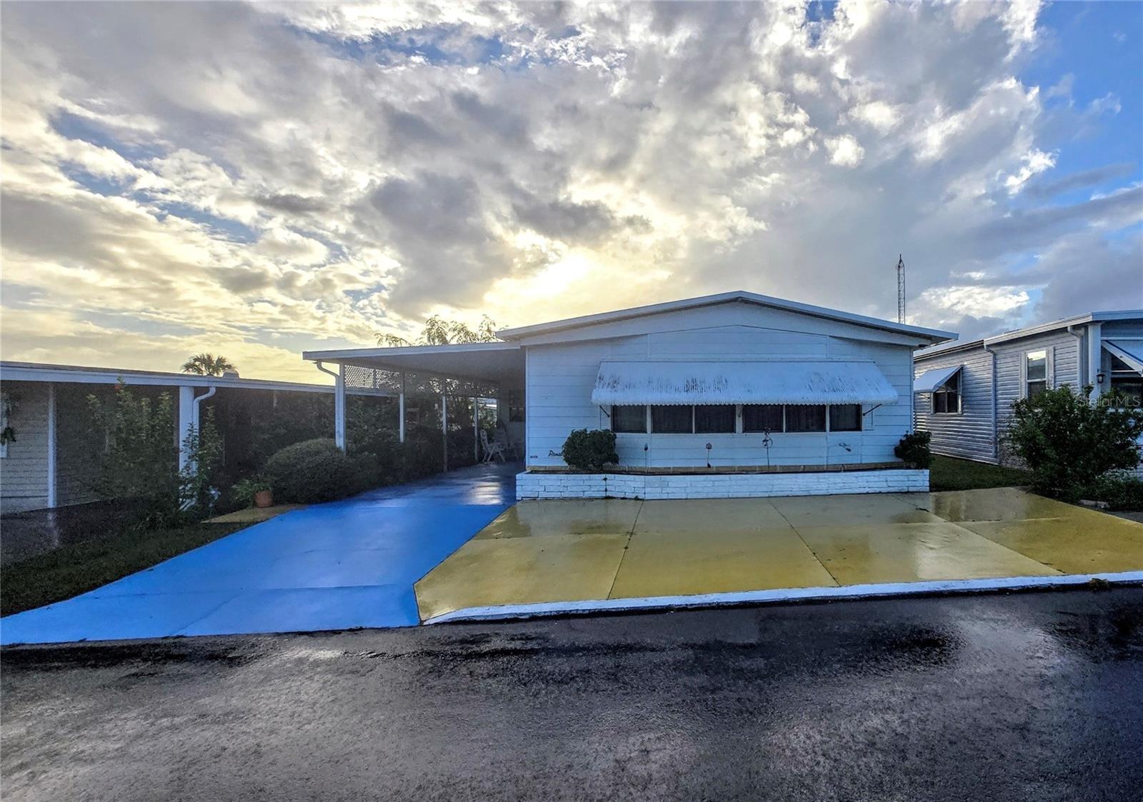 SPANISH TRAILS VILLAGE CONDO - Residential