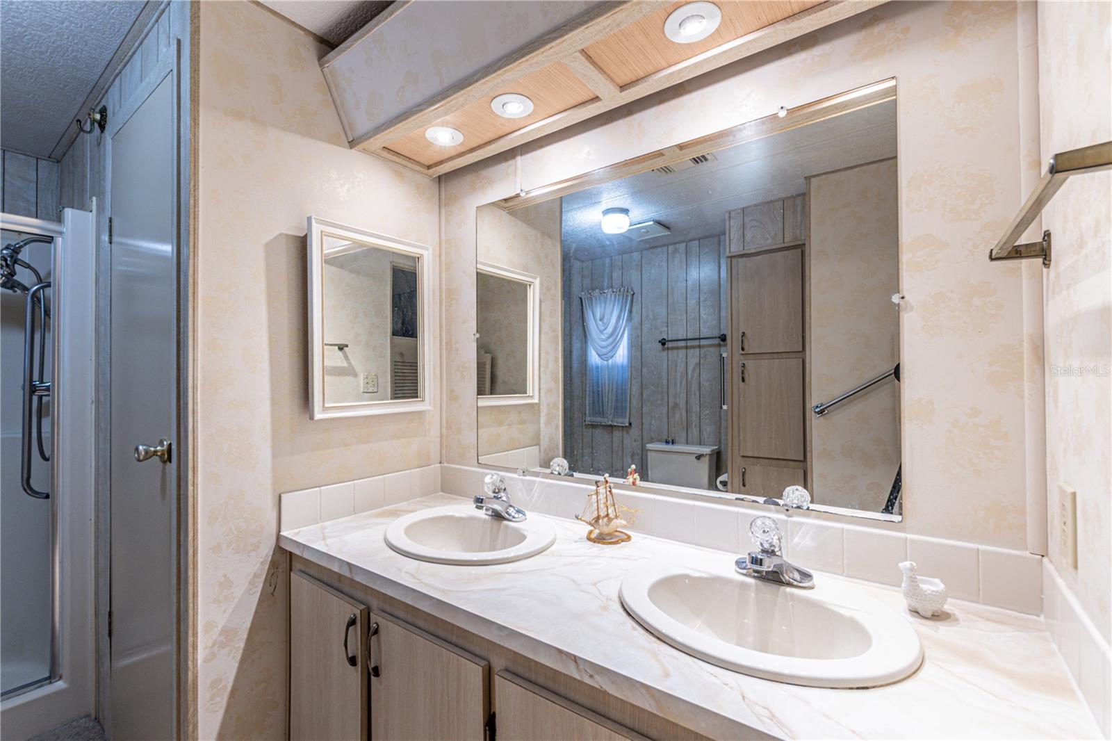 SPANISH TRAILS VILLAGE CONDO - Residential