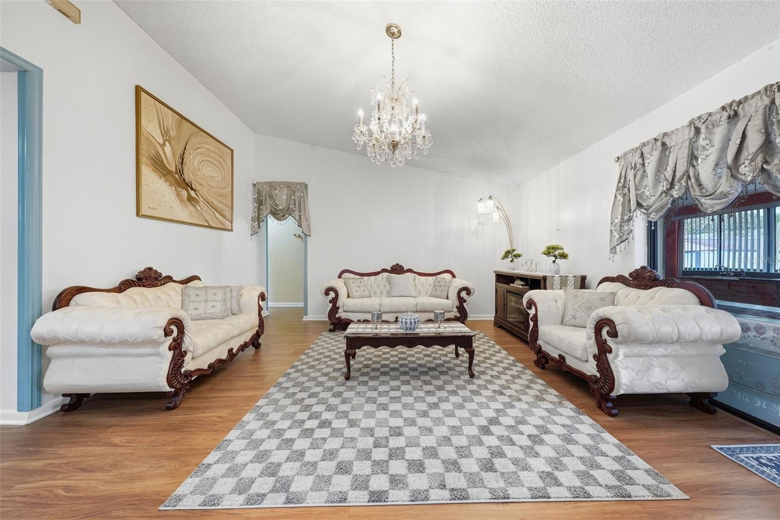 125 PANSY COURT