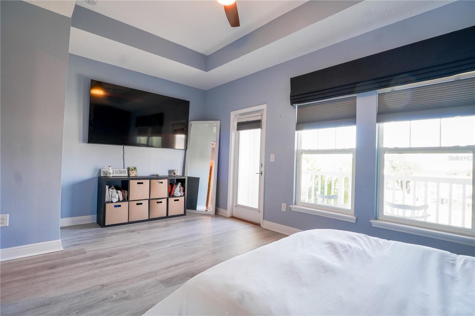 BURLINGTON TWNHMS REP - Residential