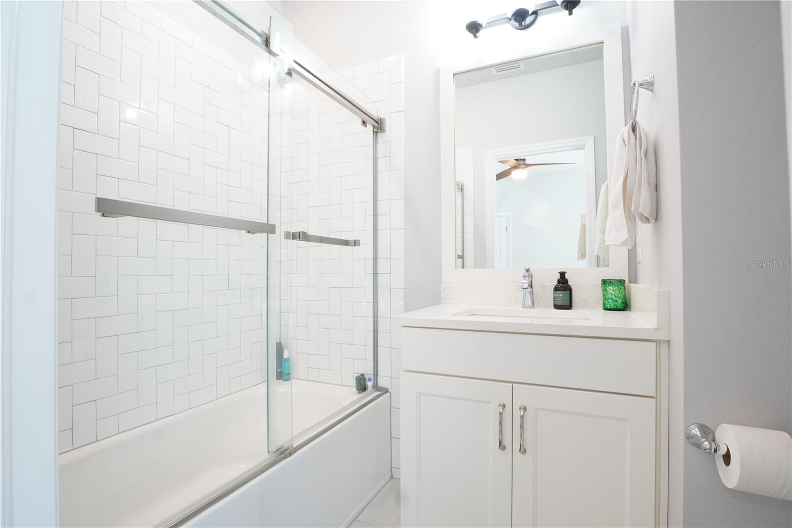 BURLINGTON TWNHMS REP - Residential