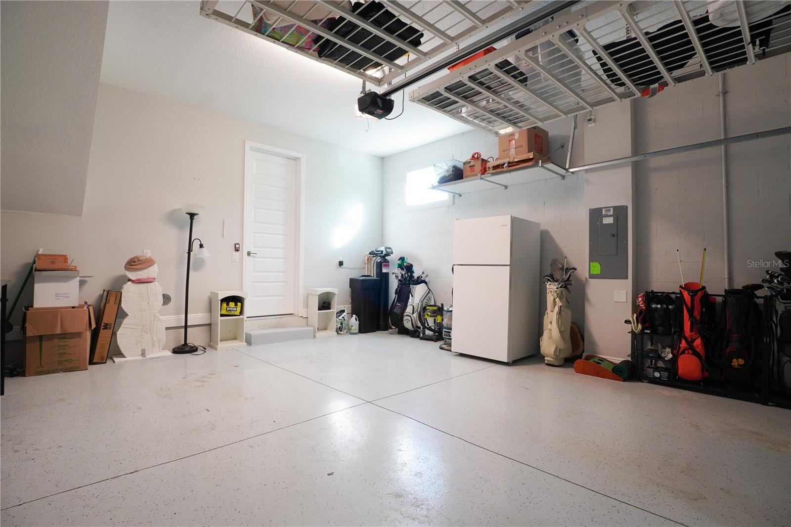 BURLINGTON TWNHMS REP - Residential