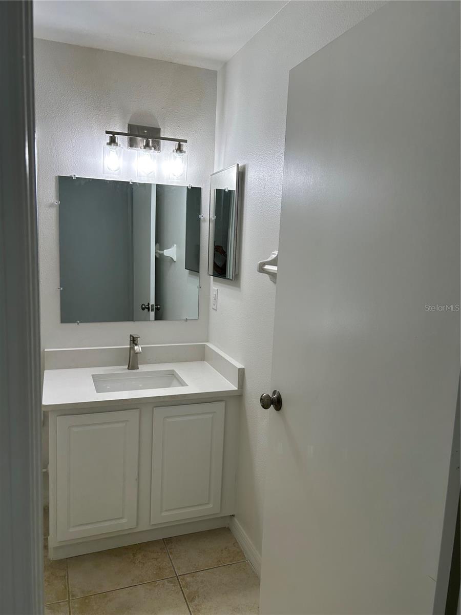 HEATHER LAKES UNIT XXXVI PH - Residential Lease