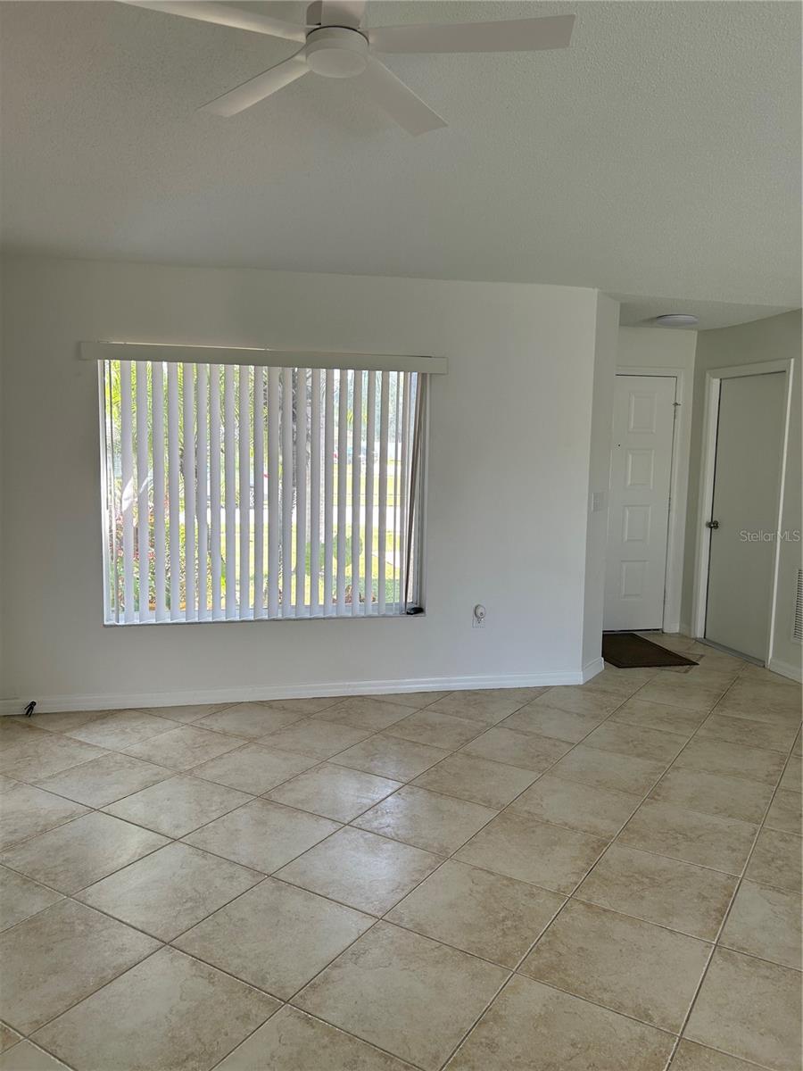 HEATHER LAKES UNIT XXXVI PH - Residential Lease