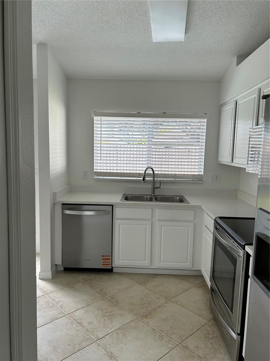 HEATHER LAKES UNIT XXXVI PH - Residential Lease