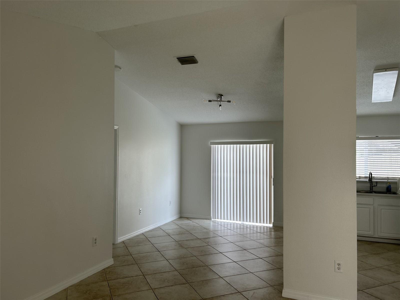 HEATHER LAKES UNIT XXXVI PH - Residential Lease