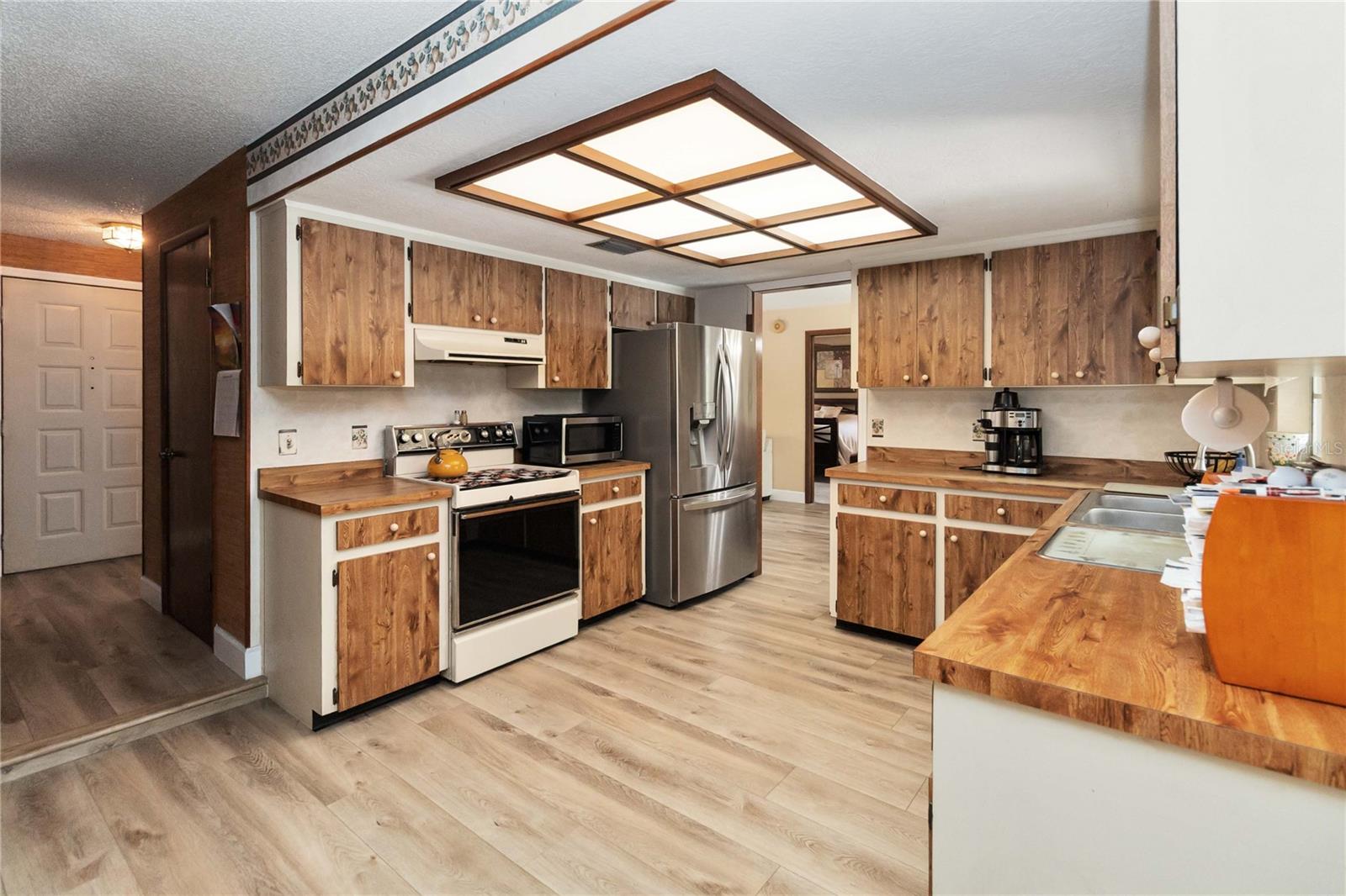 BARCLAY WOODS - Residential