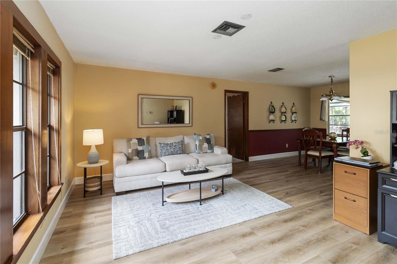 BARCLAY WOODS - Residential