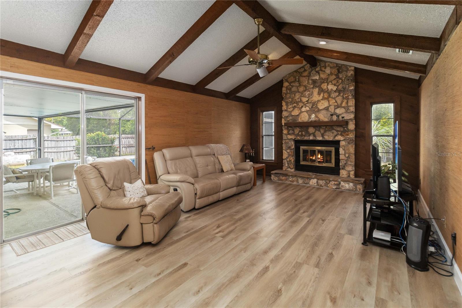 BARCLAY WOODS - Residential