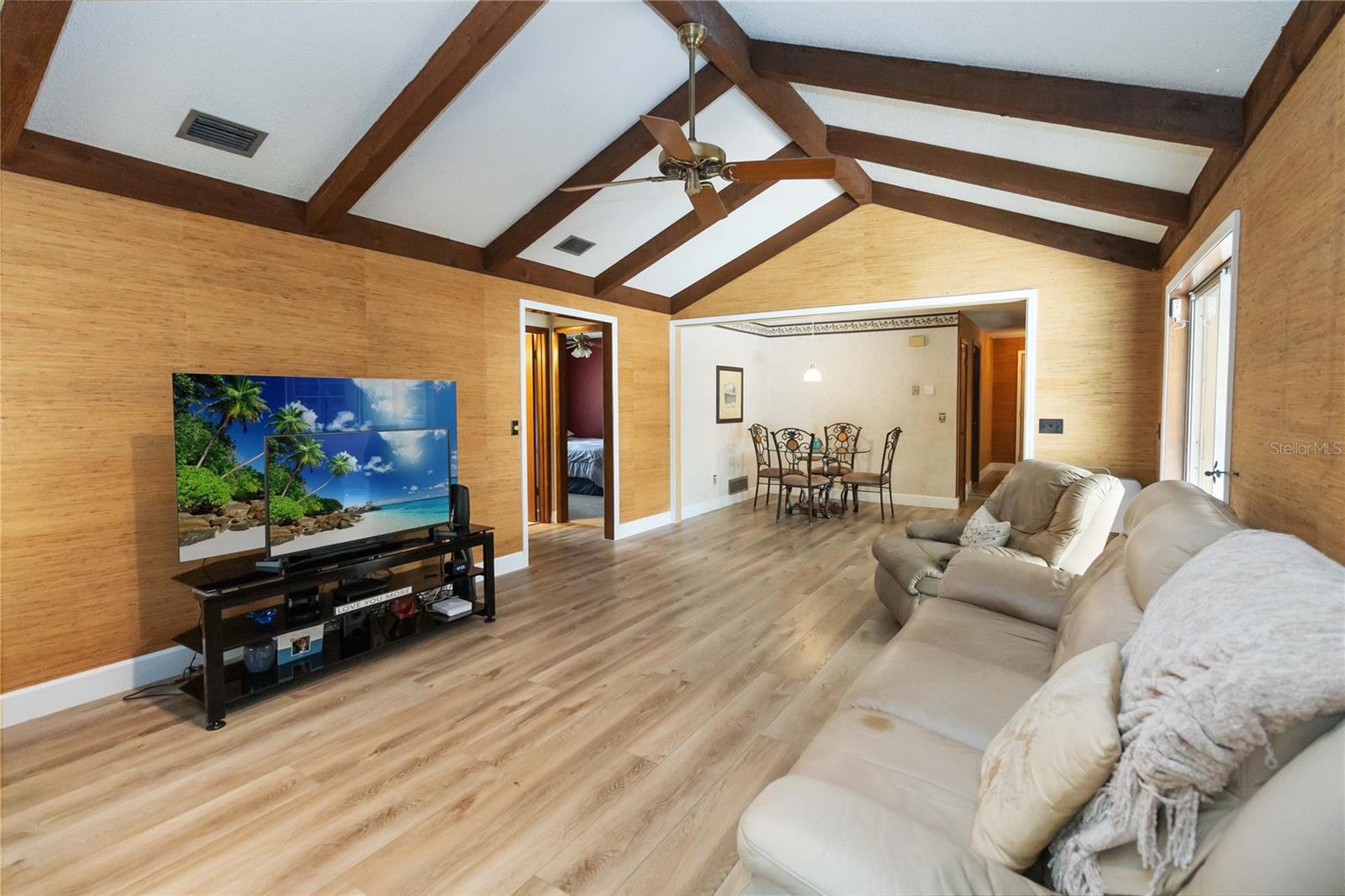 BARCLAY WOODS - Residential
