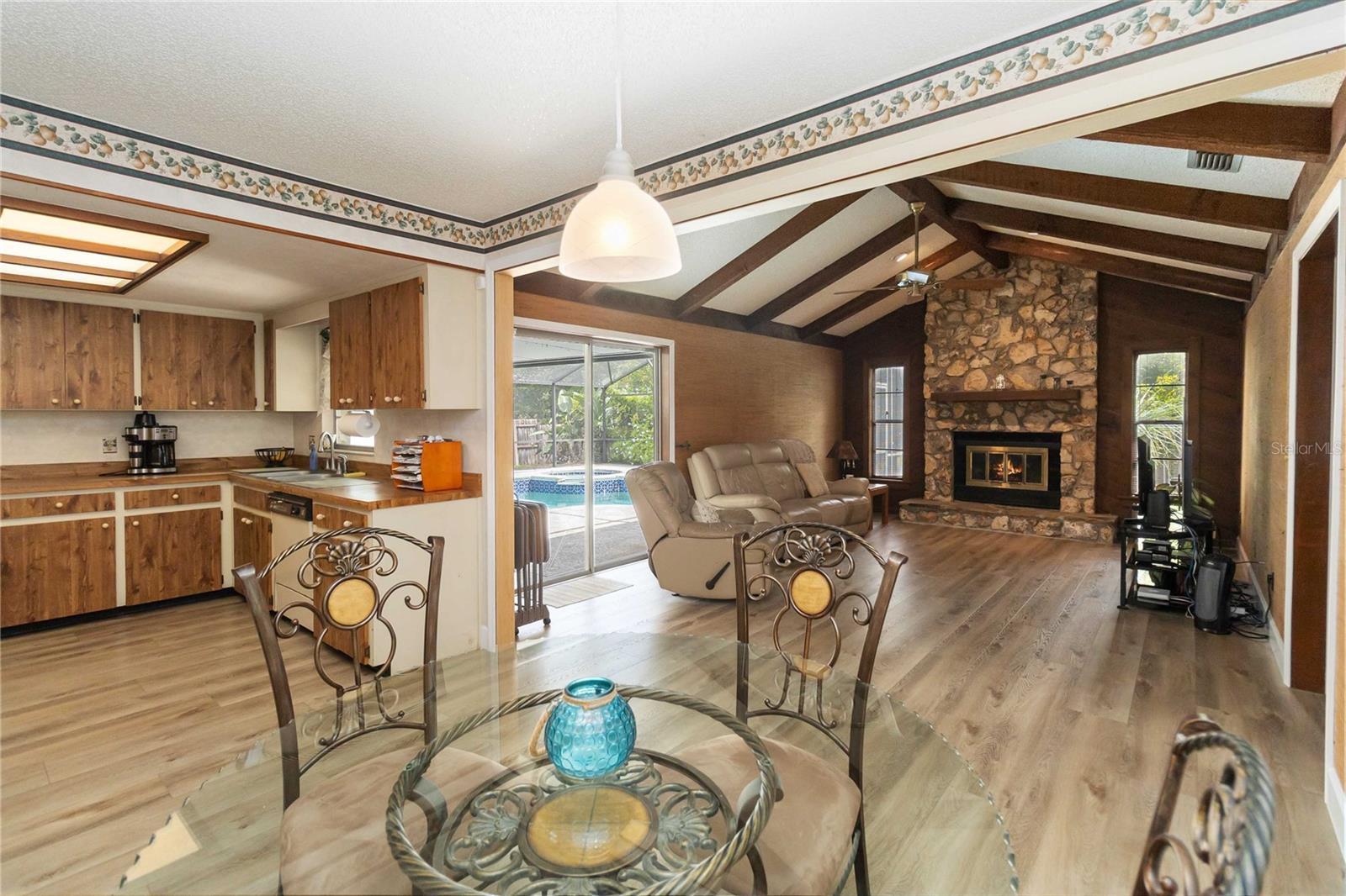 BARCLAY WOODS - Residential