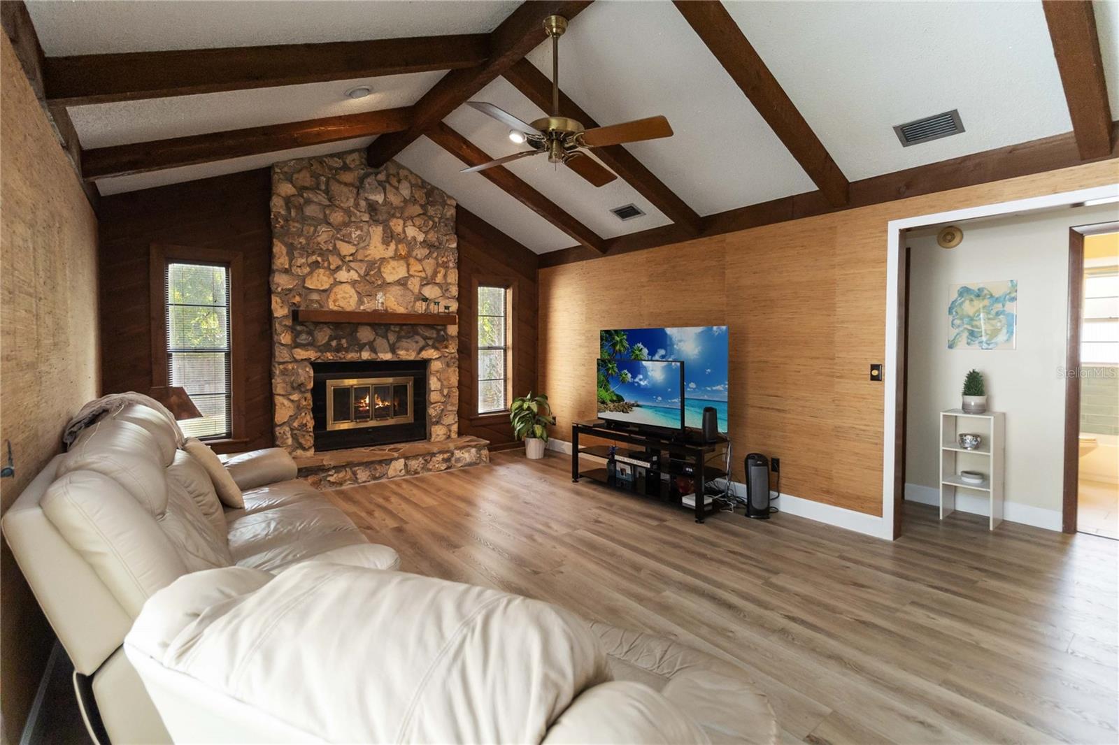 BARCLAY WOODS - Residential
