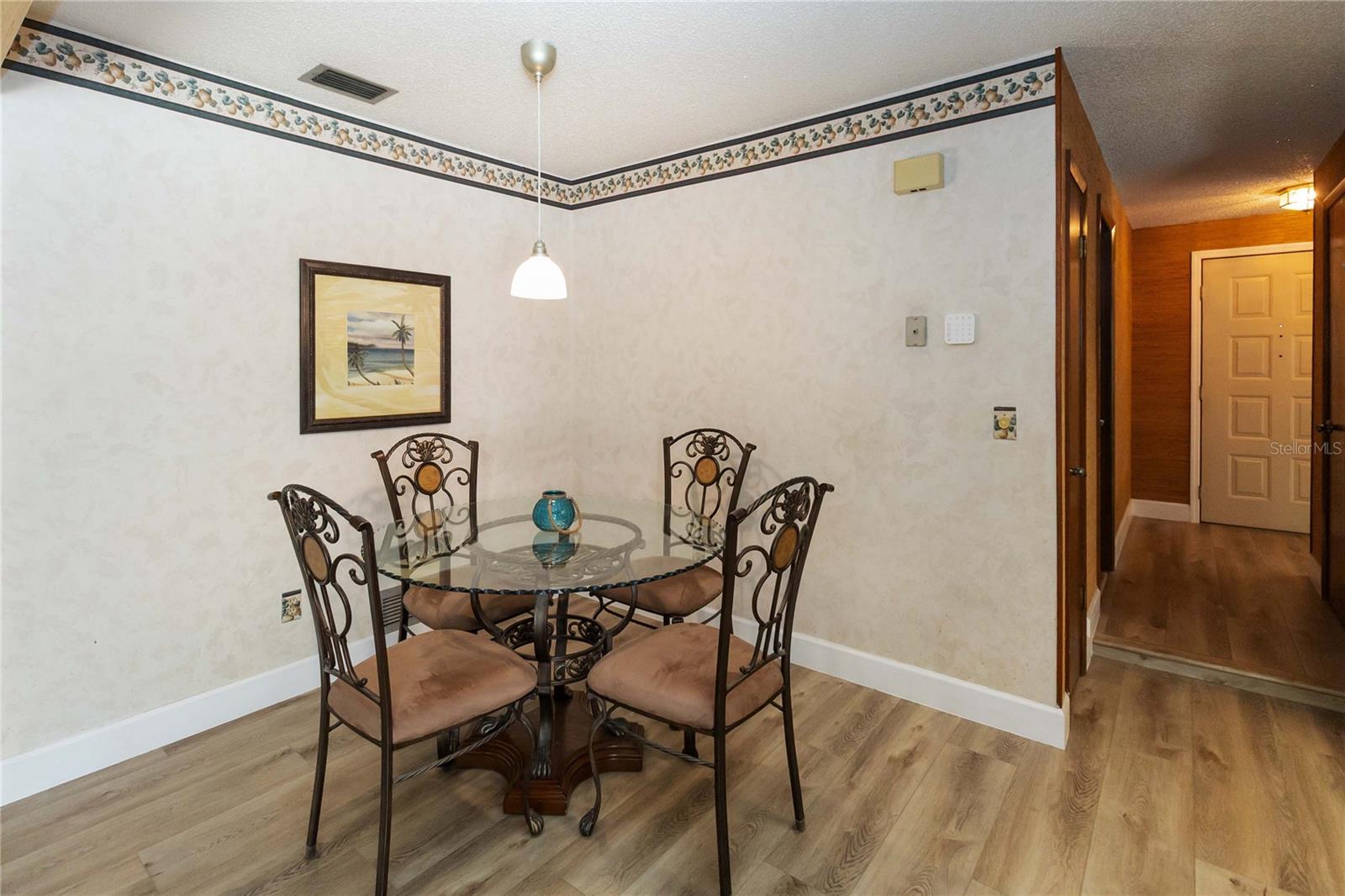 BARCLAY WOODS - Residential