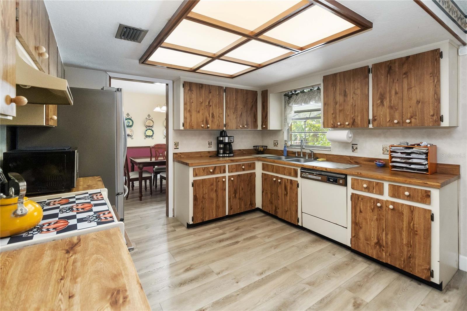 BARCLAY WOODS - Residential