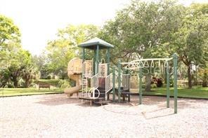 PALMA SOLA TRACE - Residential Lease